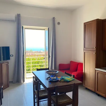 Albahome, Comoda Centralissima E Panoramica Апартаменти *