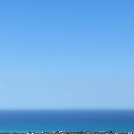 Albahome, Comoda Centralissima E Panoramica Apartament